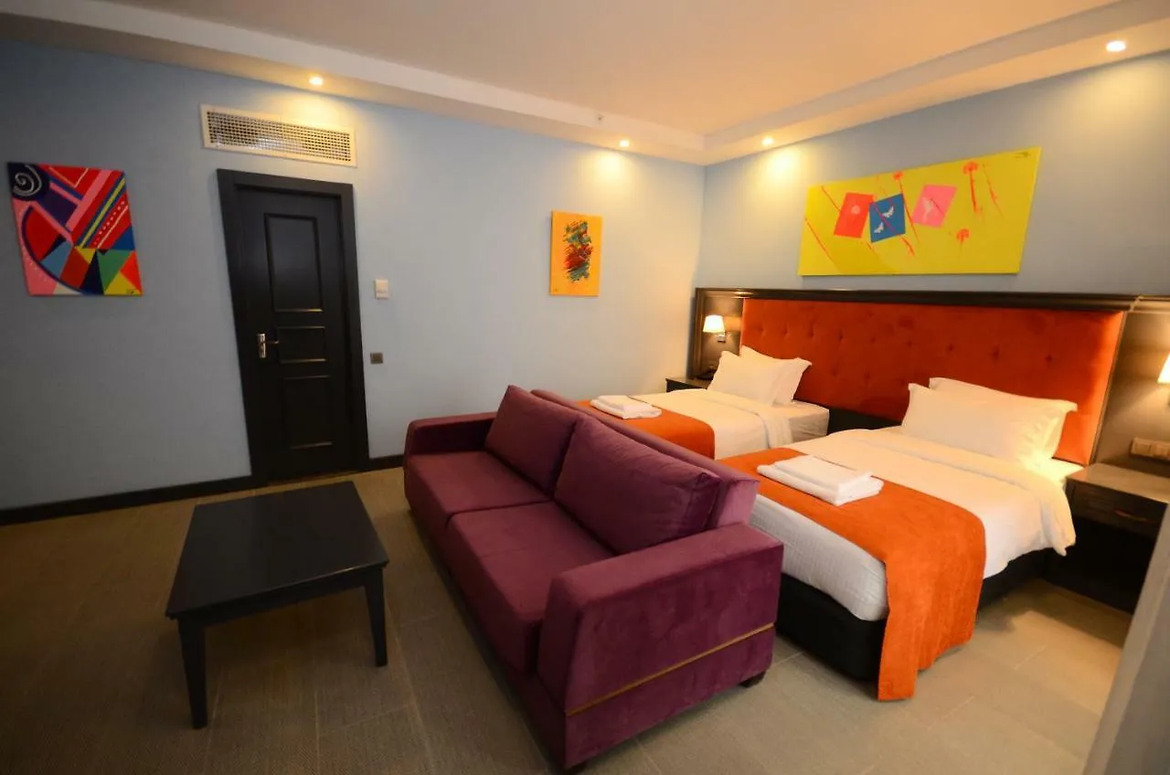 Batumi Palm Hotel 4*,  Γεωργία