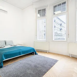 Aparthotel Hg